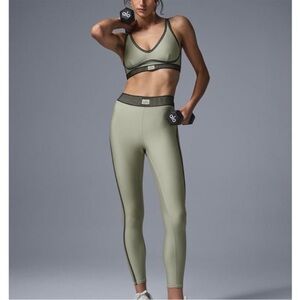 ALO Yoga Sage Green Contrast-Trim Sports Bra